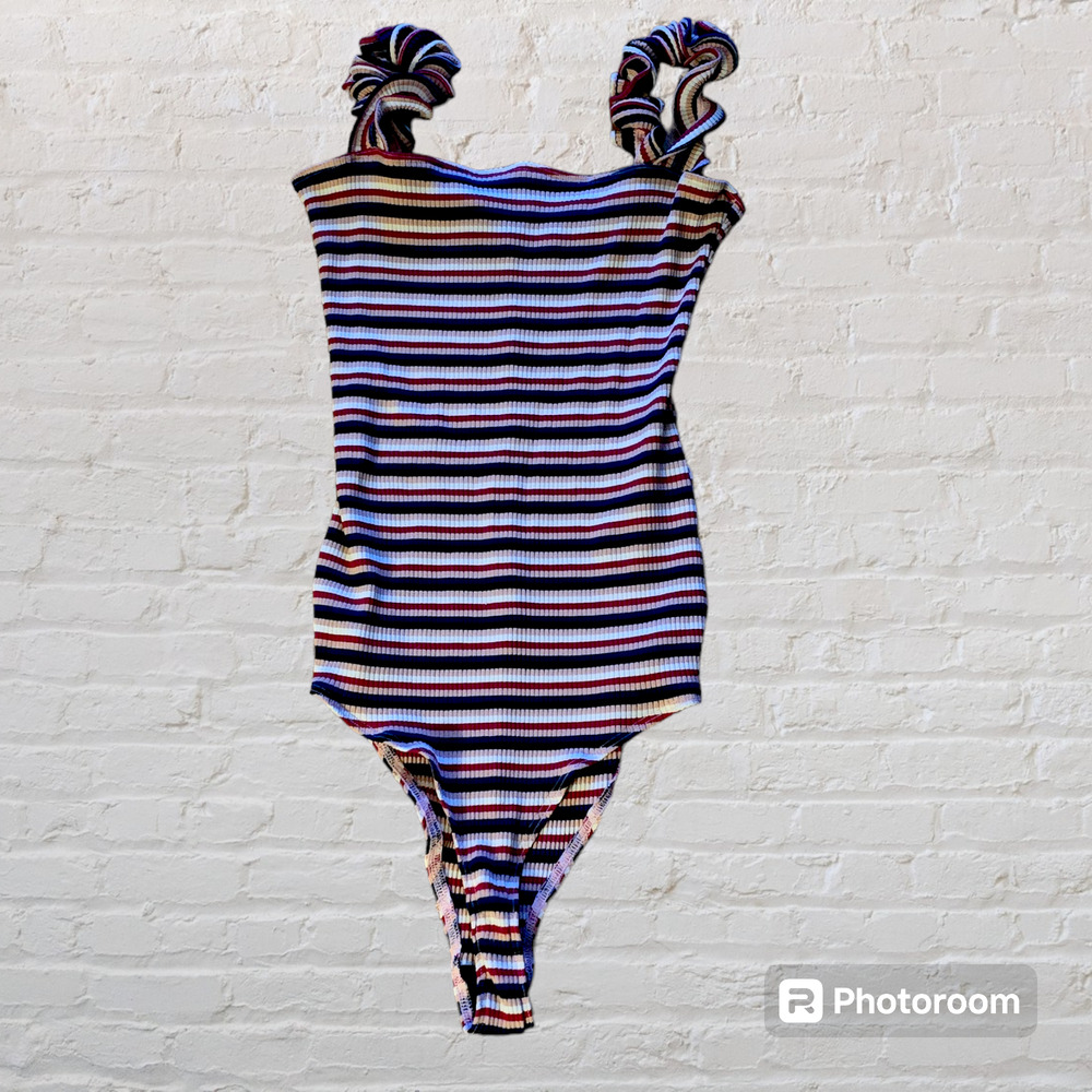 REFORMATION Hampton Ruffle Bodysuit in Hollywood Striped, Size Large